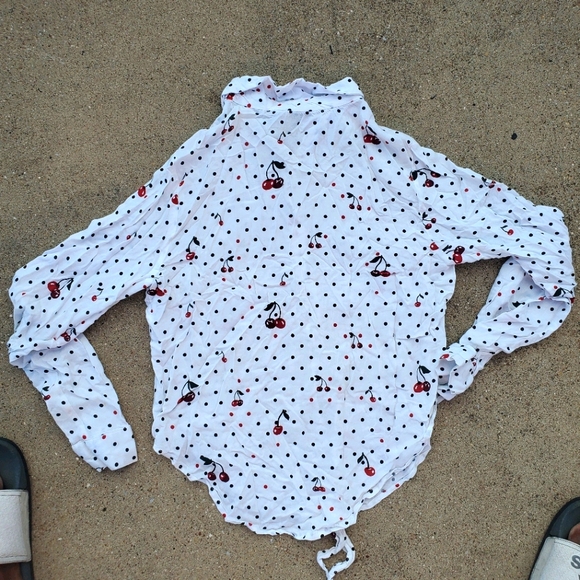 Midnight Sky Long Sleeve Button Down Top sz Small - Picture 3 of 3